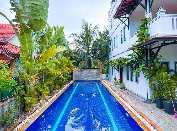Luxury Angkor & Sky Lounge Hotel Siem Reap