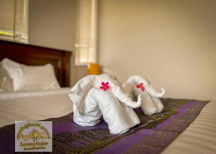 Luxury Angkor & Sky Lounge Hotel 4*
